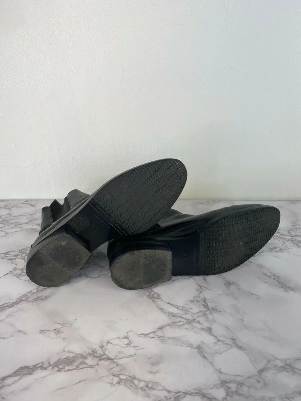 Everlane Women's Black Leather Chelsea Ankle Boots Sz 6.5